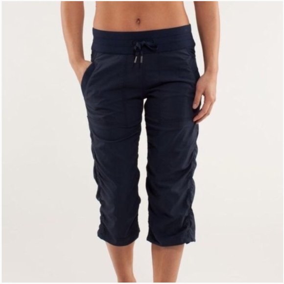 Lululemon Athletica Dance Studio Black Pants - Picture 4 of 11